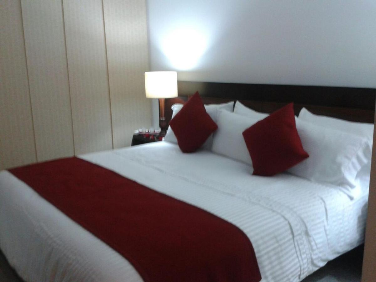 בוקארמנגה Hotel Palonegro מראה חיצוני תמונה