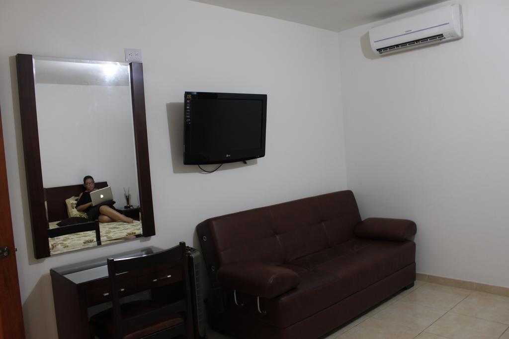 בוקארמנגה Hotel Palonegro מראה חיצוני תמונה