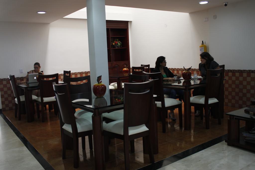בוקארמנגה Hotel Palonegro מראה חיצוני תמונה