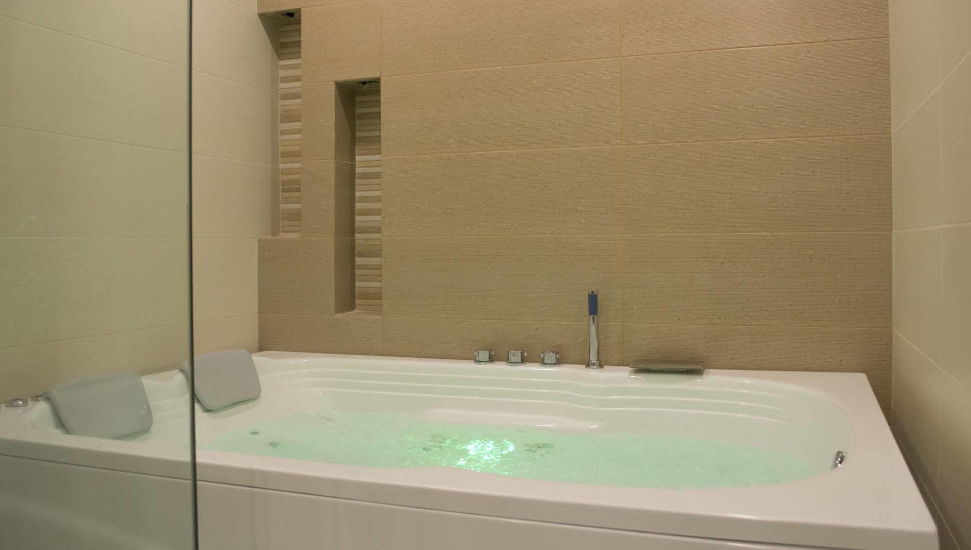 בוקארמנגה Hotel Palonegro מראה חיצוני תמונה