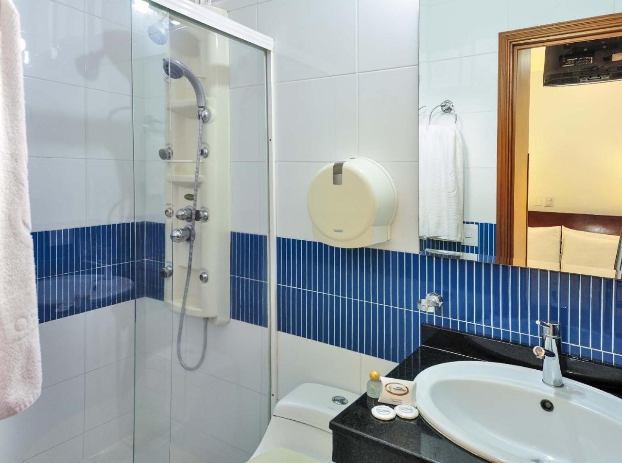 בוקארמנגה Hotel Palonegro מראה חיצוני תמונה